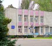 Будівля Новотроїцької селищної ради